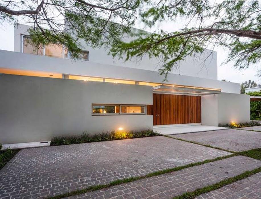 Casa Forte, Aulet & Yaregui Arquitectos Aulet & Yaregui Arquitectos บ้านและที่อยู่อาศัย