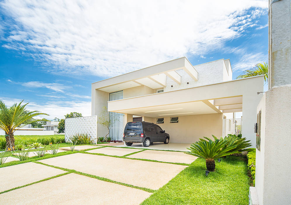 Sobrado Moderno, Camila Castilho - Arquitetura e Interiores Camila Castilho - Arquitetura e Interiores Casas modernas