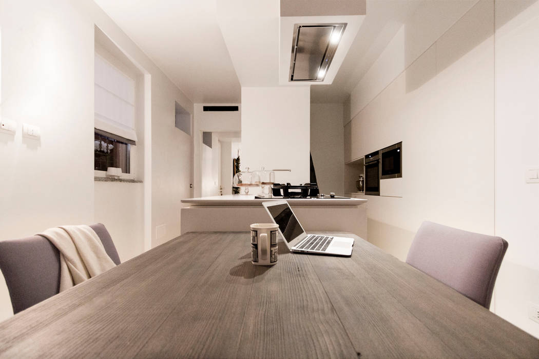 Appartamento Residenziale - Milano 2015, Galleria del Vento Galleria del Vento Modern style kitchen