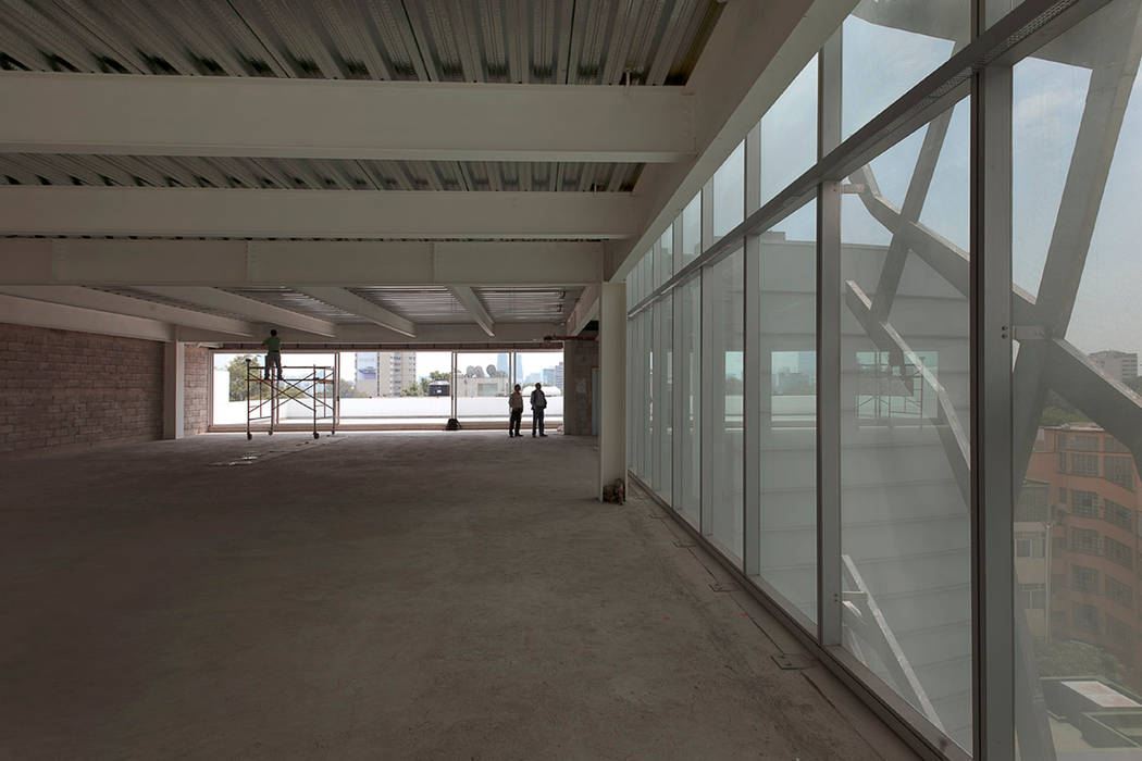 Paseo Castelar Corporativo - Residencial , Hansi Arquitectura Hansi Arquitectura Modern Garage and Shed