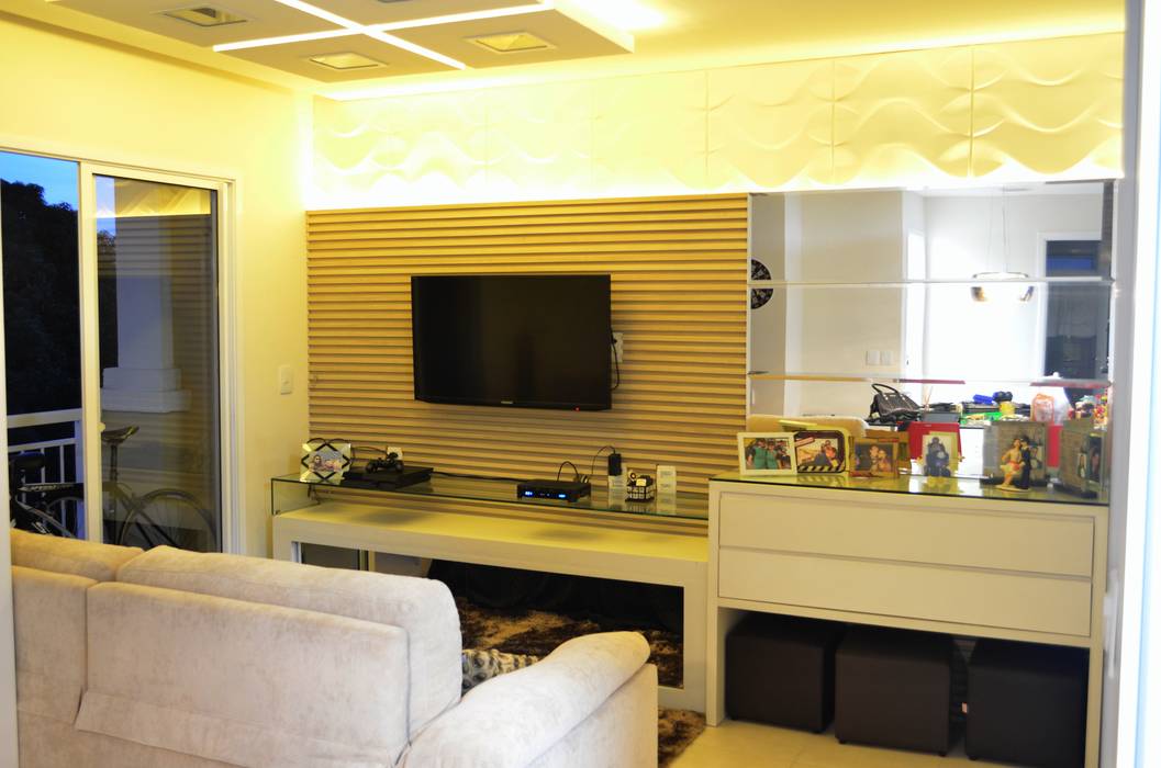 Sala de Estar IN Arquitetura e Interiores Salas de estar modernas MDF TV e mobiliário