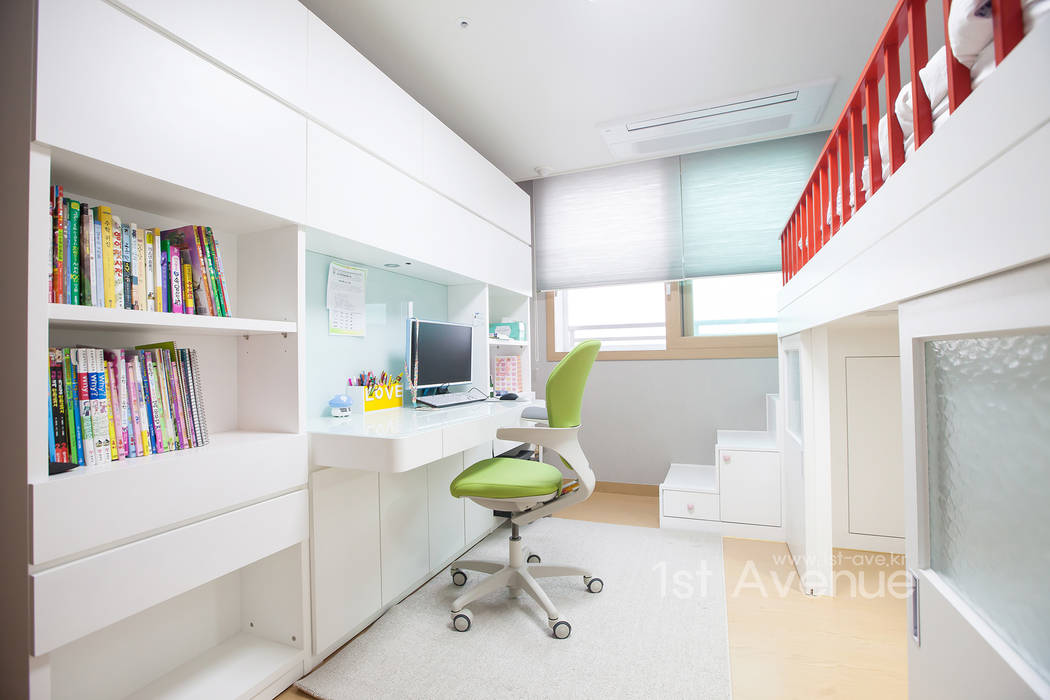 개성있는 침실이 있는 왕십리 인테리어, 퍼스트애비뉴 퍼스트애비뉴 Quarto infantil moderno