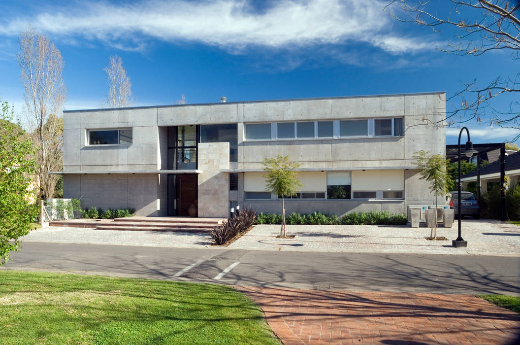 Casa La Colina, JV&ARQS Asociados JV&ARQS Asociados Modern houses Concrete