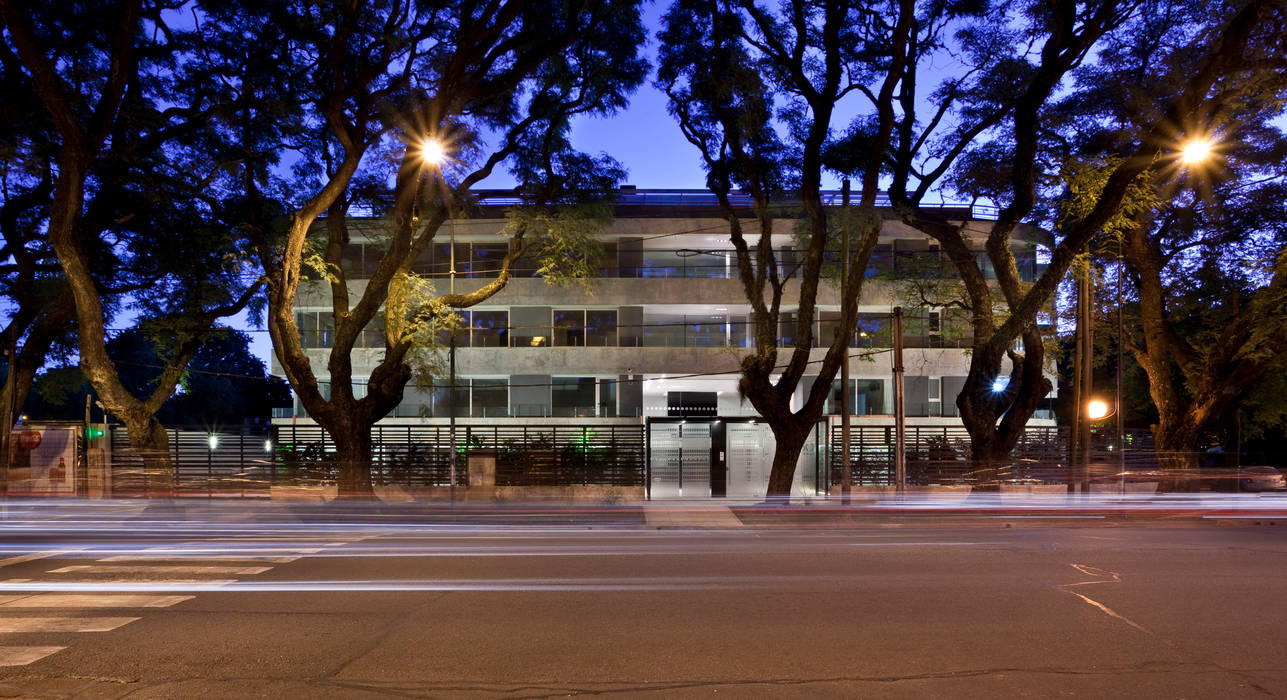 Edificio Las Tipas , JV&ARQS Asociados JV&ARQS Asociados Modern balcony, veranda & terrace
