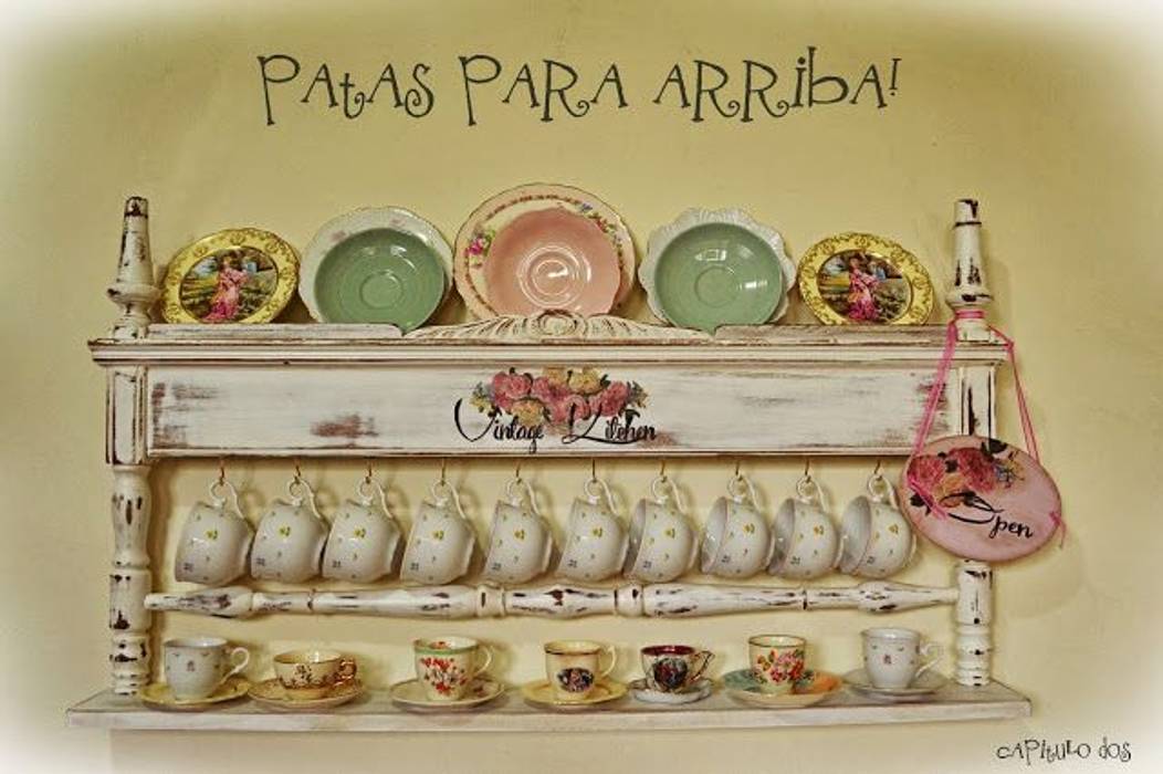 Ideas creativas para muebles tradicionales, Capítulo Dos Capítulo Dos Dapur Gaya Rustic Parket Multicolored Cabinets & shelves