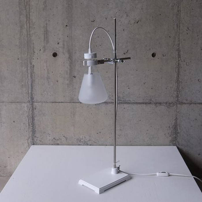 FLASK - Table Lamp, abode Co., Ltd. abode Co., Ltd. Phòng khách phong cách tối giản Lighting