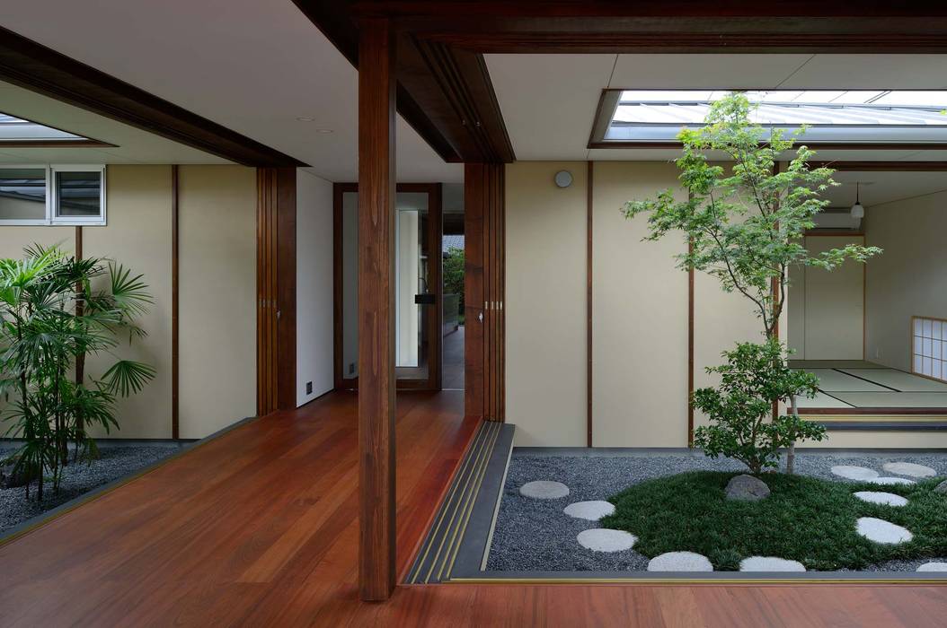 ＦＵＲＵＫＡＷＡ Ｈｏｕｓｅ, 澤村昌彦建築設計事務所 澤村昌彦建築設計事務所 Asian corridor, hallway & stairs