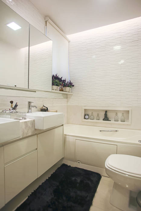 Banho master Orizam Arquitetura + Design Banheiros minimalistas Pedra