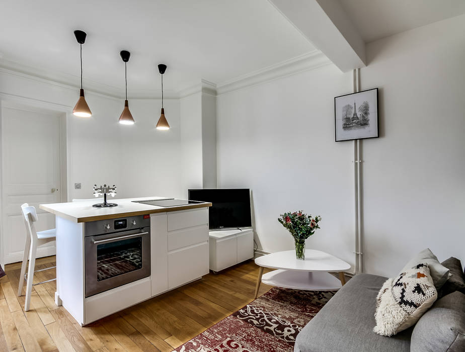 cuisine, Projet Crimée, architectes intérieurs: Carla Lopez et Margaux Meza Transition Interior Design Cuisine moderne Blanc