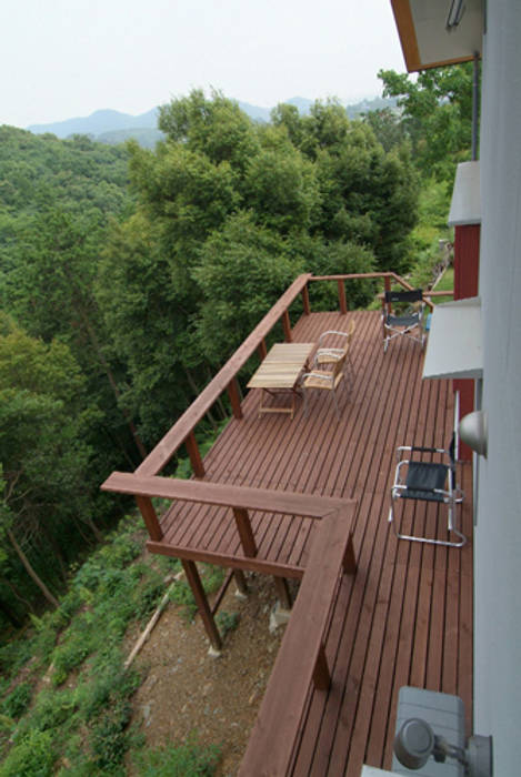 還空荘, AMI ENVIRONMENT DESIGN／アミ環境デザイン AMI ENVIRONMENT DESIGN／アミ環境デザイン Asian style balcony, veranda & terrace