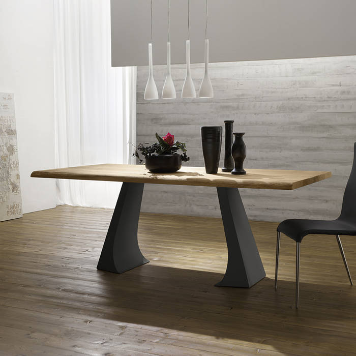 Tavolo Da Pranzo Di Design Con Piano In Legno Massello