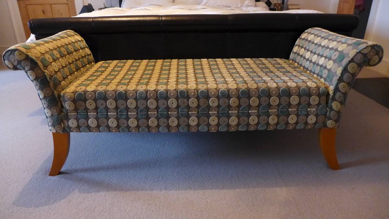 bedroom chaise Style Within Dormitorios clásicos aqua chenille,spotted bedroom seat,bedroom chaise,bed end,chenille seat,spotted fabric,bedroom chair,bedroom seating,bedroom furnishing,bedroom furniture,bedroom decoration