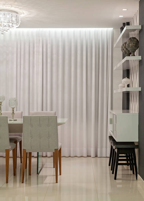 Apartamento Jovem Casal, Laura Santos Design Laura Santos Design Ruang Makan Modern