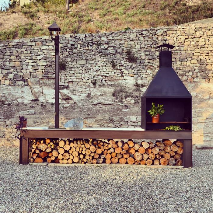 rehabilitación integral de masia, para turismo rural, raddi ARQUITECTES raddi ARQUITECTES Garden Fire pits & barbecues