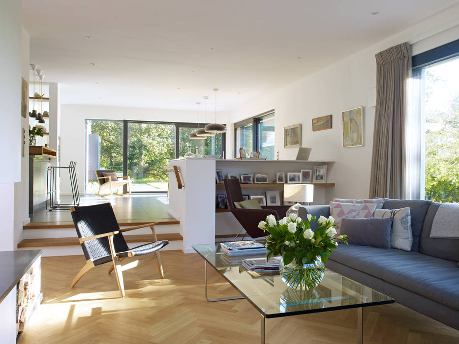 Living room Baufritz (UK) Ltd. 现代客厅設計點子、靈感 & 圖片