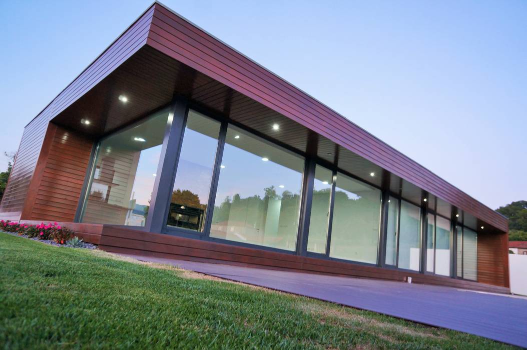 Modern houses by Lethes House Modern