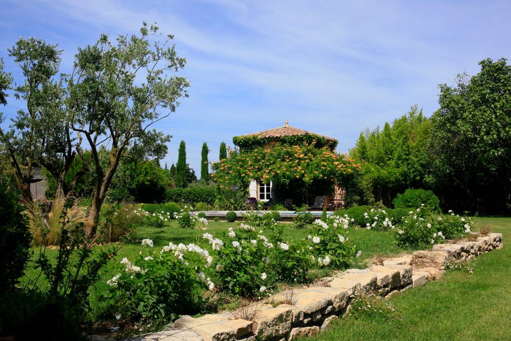 Jardin champêtre CONCEPTUELLES PAYSAGE ET DECORATION Jardin méditerranéen