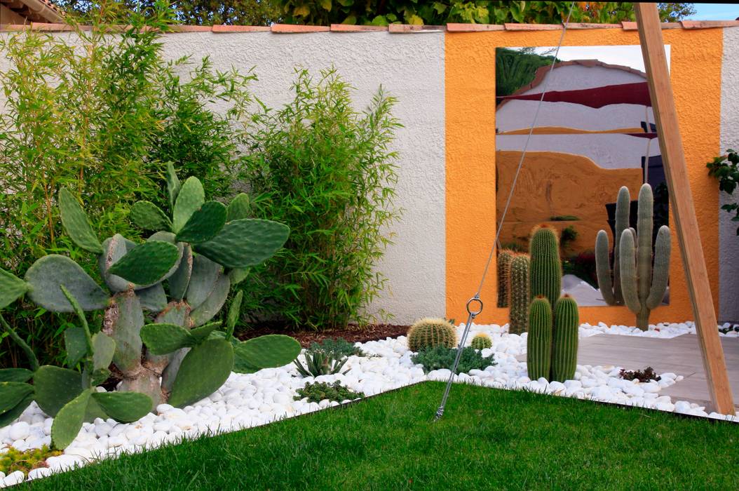 //SALON DE PROVENCE//Jardin inspiration jardin mexicain, CONCEPTUELLES PAYSAGE ET DECORATION CONCEPTUELLES PAYSAGE ET DECORATION Vườn phong cách hiện đại