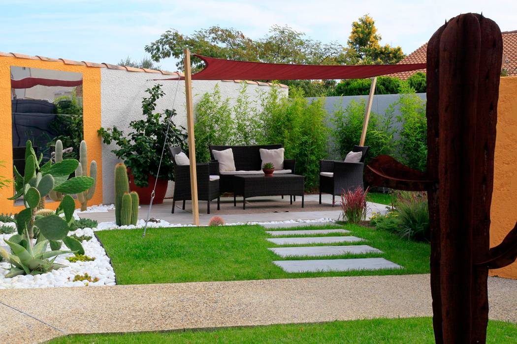 //SALON DE PROVENCE//Jardin inspiration jardin mexicain, CONCEPTUELLES PAYSAGE ET DECORATION CONCEPTUELLES PAYSAGE ET DECORATION Modern style gardens