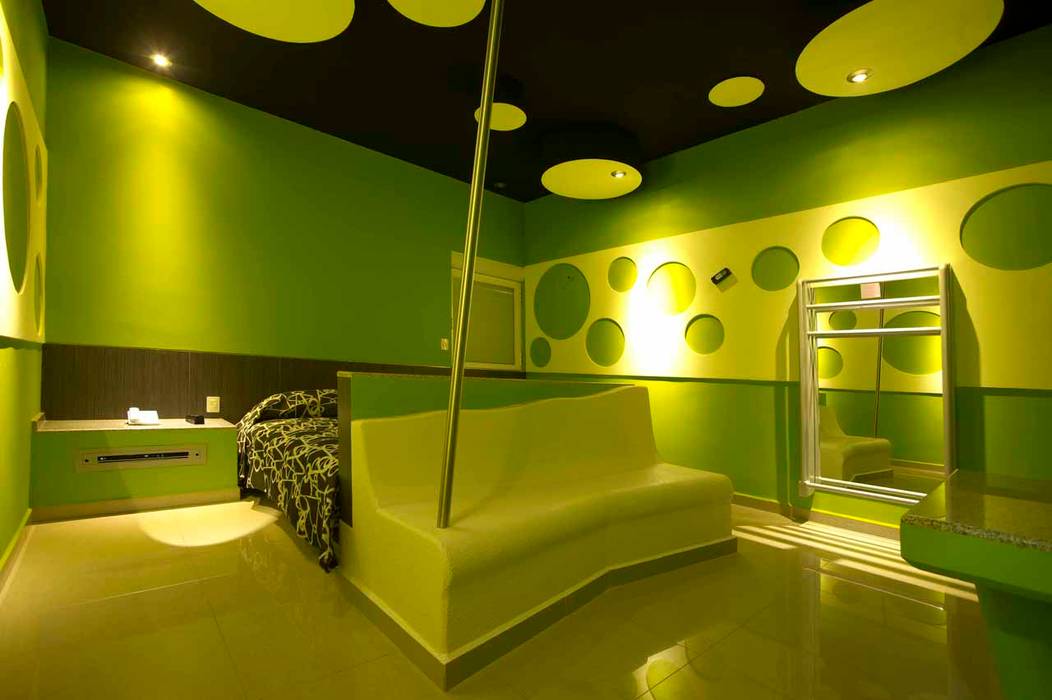 Hotel Ke Color , DIN Interiorismo DIN Interiorismo Dormitorios modernos