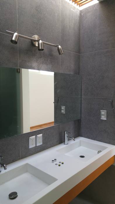 Proyecto Pedraza, Hogar y Cerámica S.A. de C.V. Hogar y Cerámica S.A. de C.V. Modern bathroom Ceramic