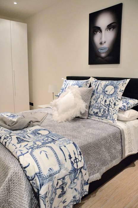 TORINO BLU STYLE, Loredana Vingelli Home Decor Loredana Vingelli Home Decor غرفة نوم أنسجة طبيعية Beige أسرة نوم