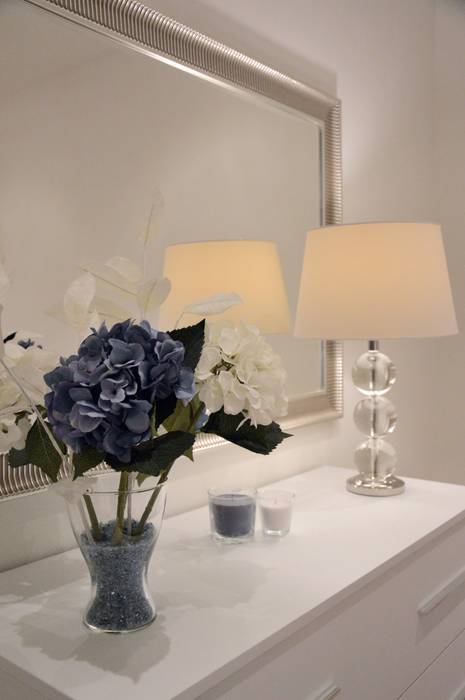 TORINO BLU STYLE, Loredana Vingelli Home Decor Loredana Vingelli Home Decor Modern style bedroom Glass Lighting