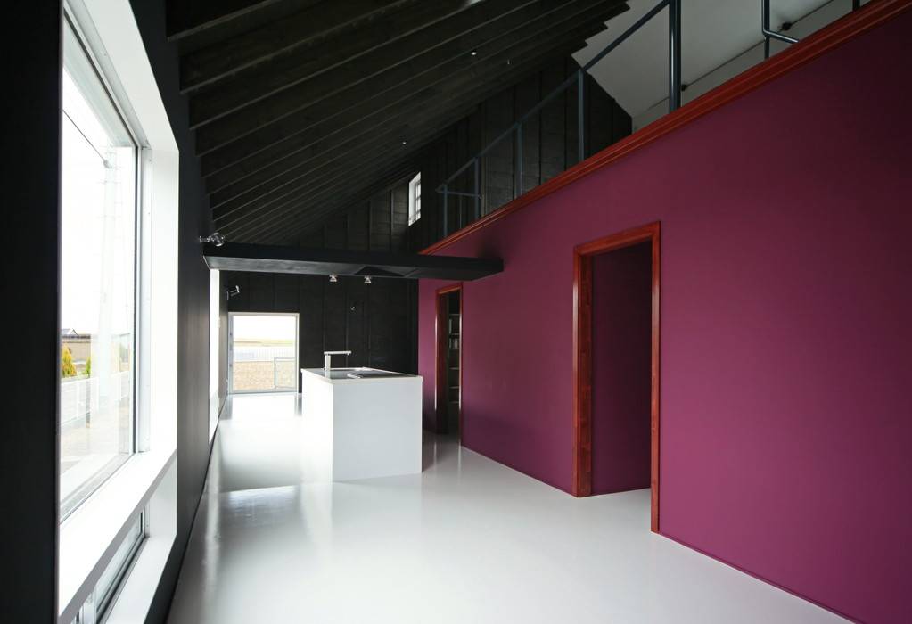 アルフラー邸, ジャムズ ジャムズ Moderne Esszimmer Lila/Violett