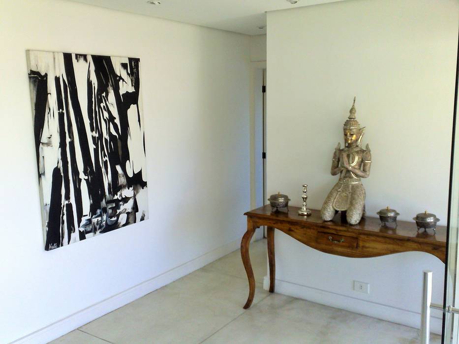 Luciani e Associados Arquitetura Коридор, прихожая и лестница в модерн стиле