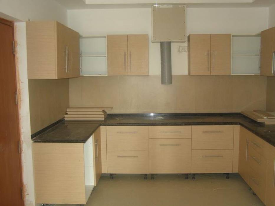 Jaypee Wishtown Noida, Impetus kitchens Impetus kitchens Modern kitchen Cabinets & shelves
