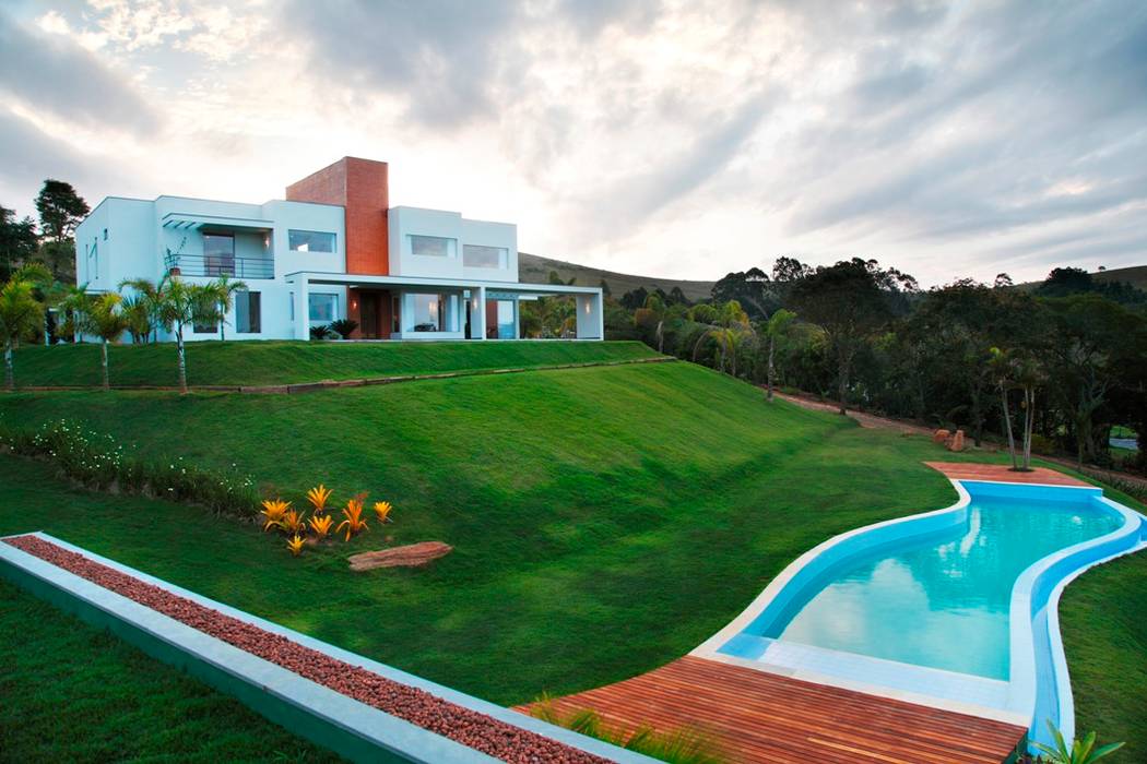 Casa Minas Gerais , Carlos Salles Arquitetura e Interiores Carlos Salles Arquitetura e Interiores Casas modernas