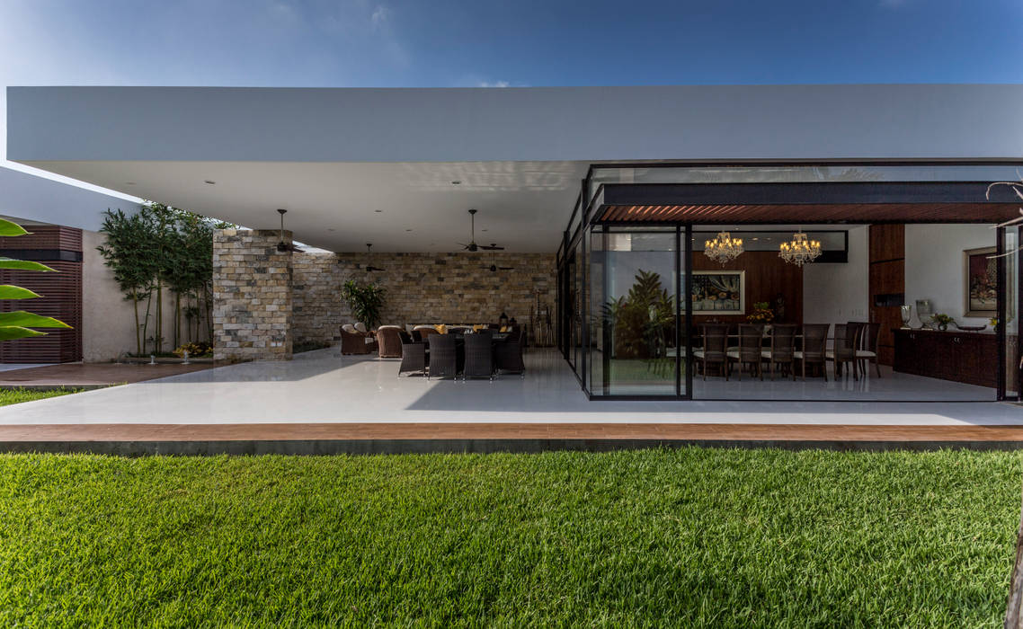 Casa O44, P11 ARQUITECTOS P11 ARQUITECTOS 現代房屋設計點子、靈感 & 圖片
