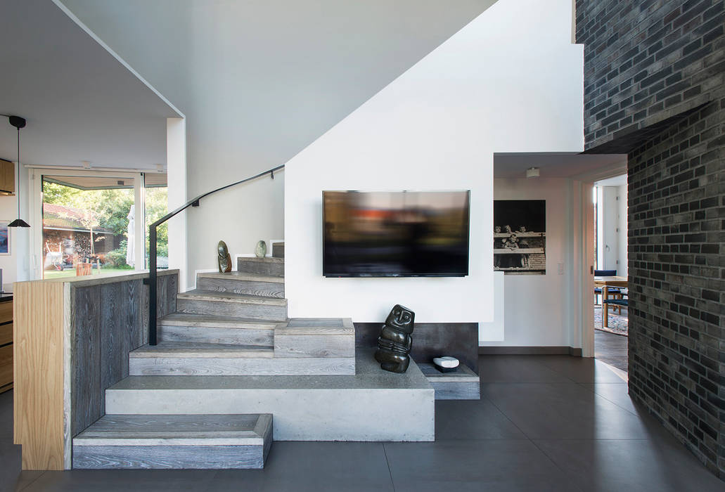 Villa U C.F. Møller Architects Scandinavian style corridor, hallway& stairs Wood Wood effect