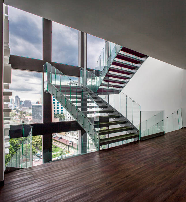 Colegio de la Imagen Publica, Serrano+ Serrano+ Modern Corridor, Hallway and Staircase