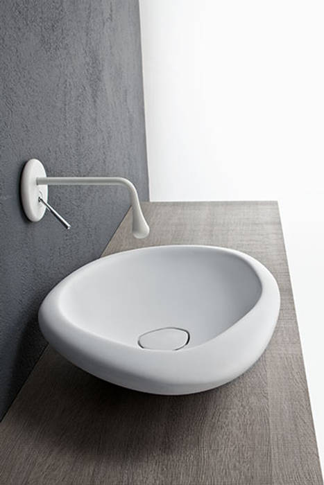 Sasso sit-on wash basin, Mastella - Italian Bath Fashion Mastella - Italian Bath Fashion 現代浴室設計點子、靈感&圖片 合成纖維 Brown 洗手台