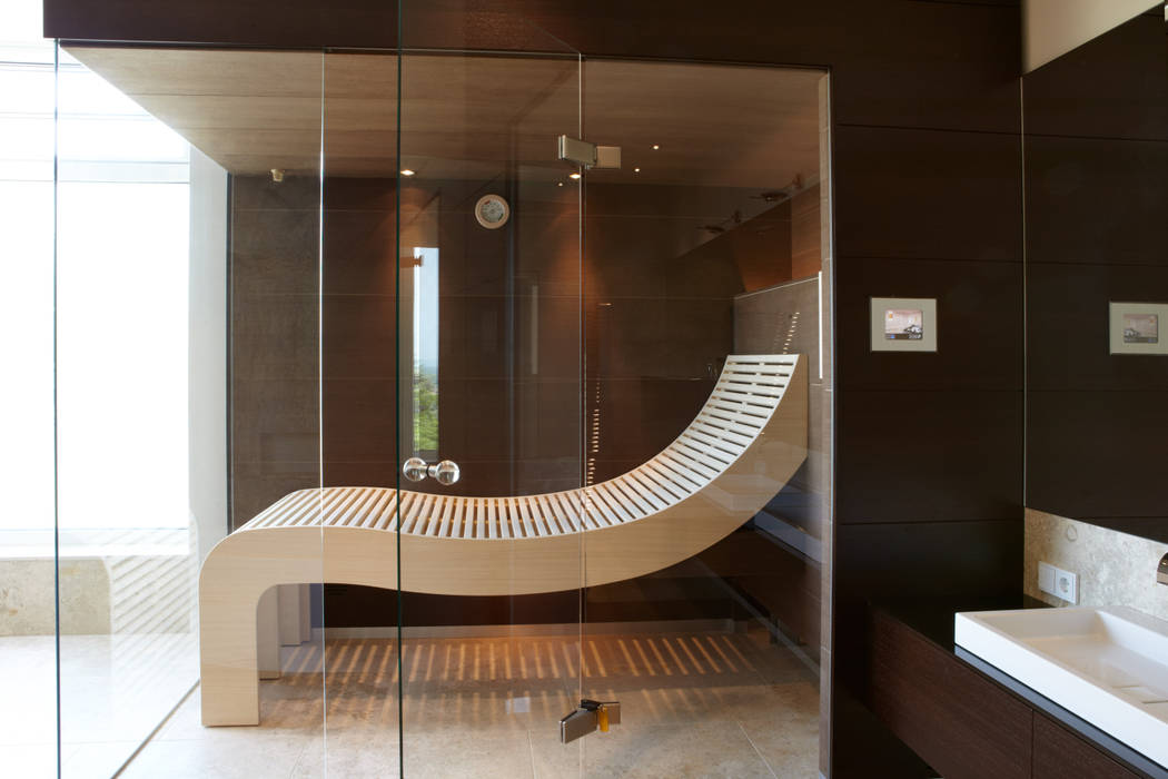 4-teilige Glasfront über Eck Erdmann Exklusive Saunen Moderner Spa