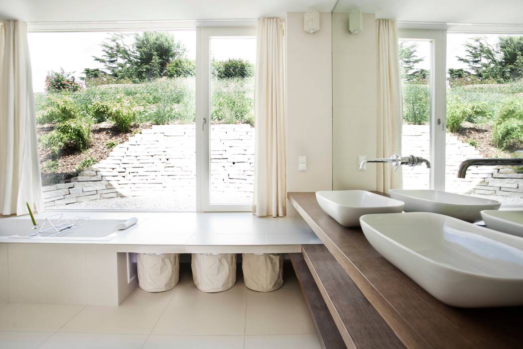 Villa P, LOVE architecture and urbanism LOVE architecture and urbanism Minimal style Bathroom