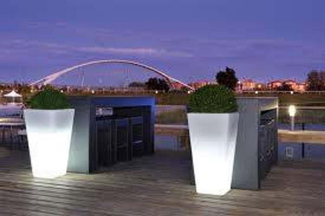 MACETAS LUMINOSAS, Led Deco y Design Led Deco y Design Moderner Garten Beleuchtung