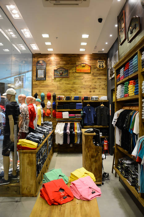 Loja Brands - Moda Masculina, Studio C.A. Arquitetura Studio C.A. Arquitetura Commercial spaces Wood Wood effect Offices & stores