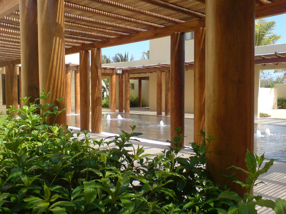 Casa Beidisia, José Vigil Arquitectos José Vigil Arquitectos Modern style balcony, porch & terrace