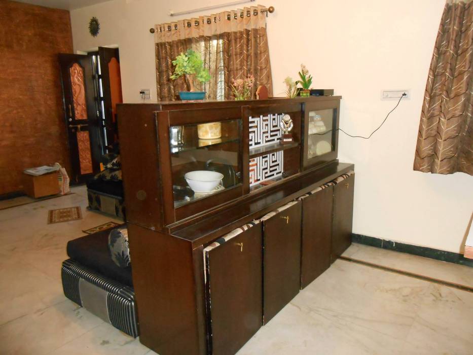 Langer House Independent house, wynall interiors wynall interiors Modern dining room Property,Wood,Picture frame,Drawer,Musical instrument,Building,Cabinetry,Flooring,Floor,Hardwood