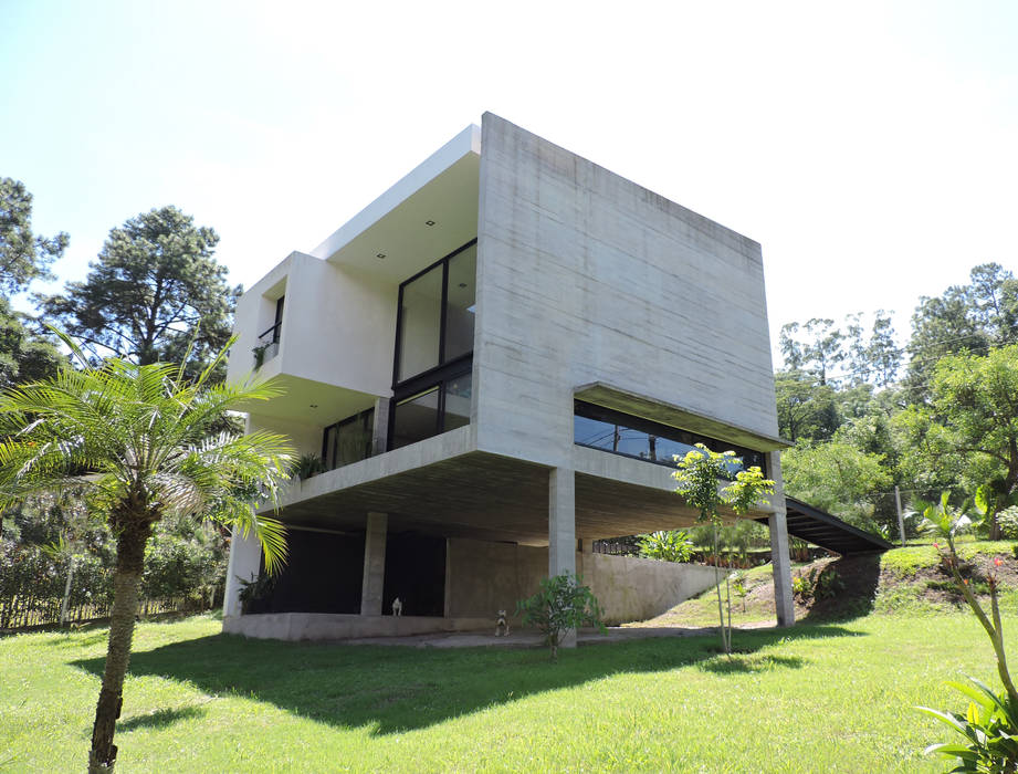 casa DL, jose m zamora ARQ jose m zamora ARQ Rumah Minimalis Beton