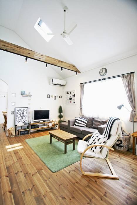 こだわりが詰まった完全二世帯住宅の家, JUST JUST Scandinavian style living room