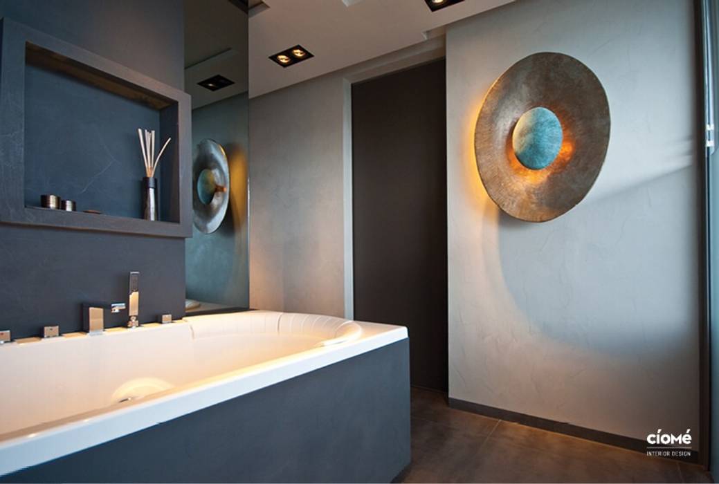 Wellness , CioMé CioMé Moderne spa's Spiegel,Tik,Het opbouwen van,azuurblauw,Wasbak,Sanitair armatuur,Interieur ontwerp,Hout,Badkamer,Muur