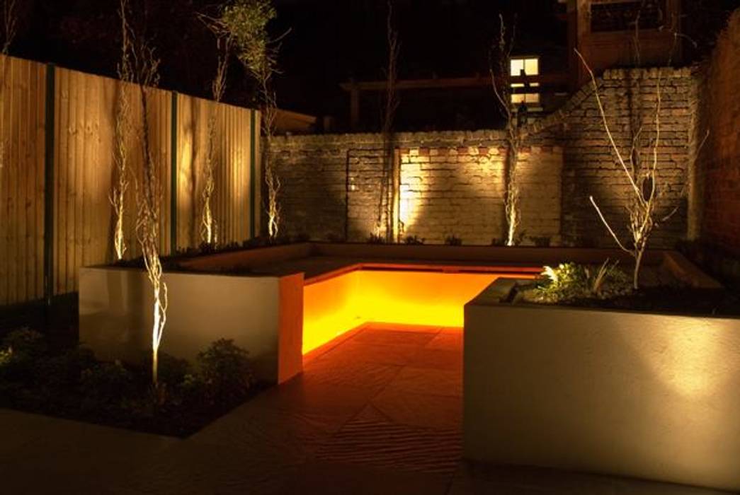 Jardines Nocturnos, Akasha espacios iluminados Akasha espacios iluminados クラシカルな 庭