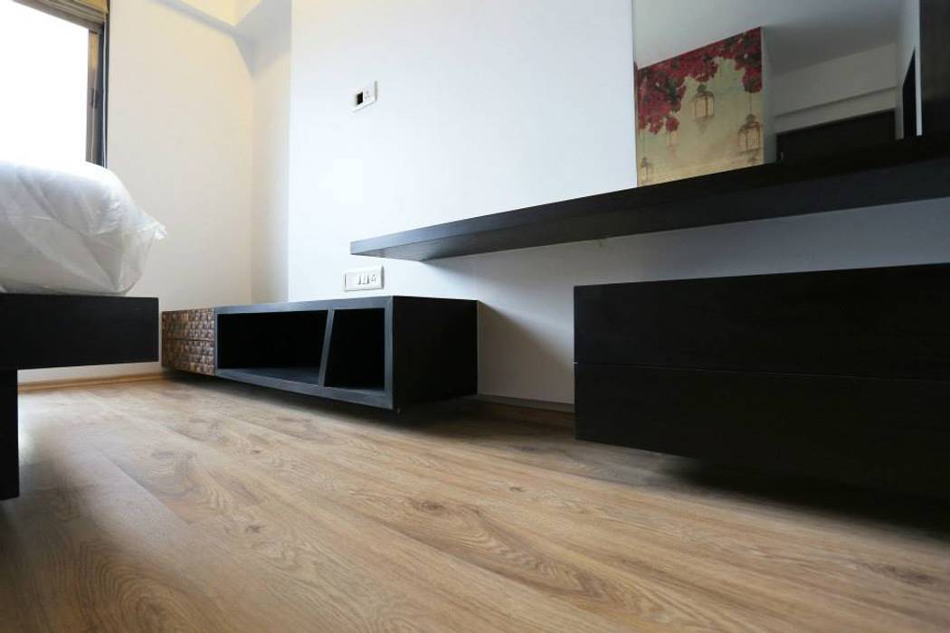 Thane Apartment., The design house The design house Soggiorno moderno