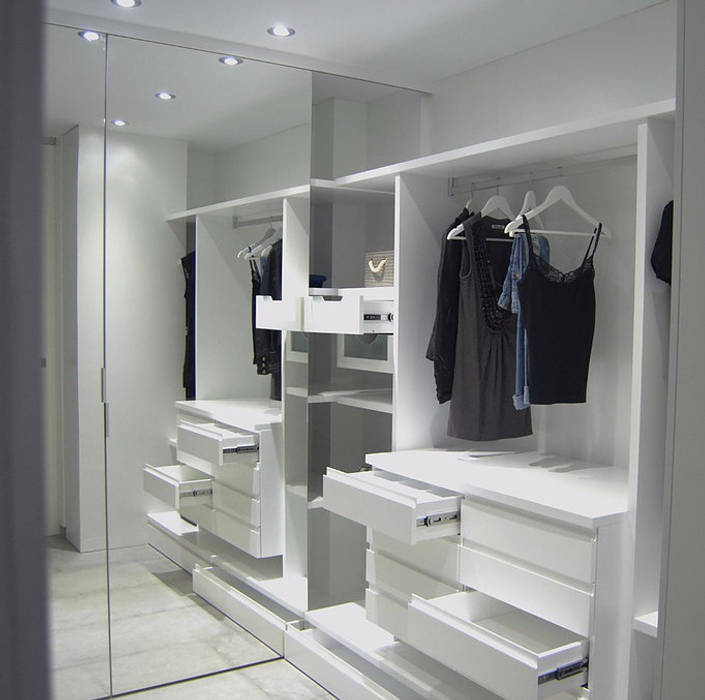 Vestidor, AG arquitectura Gorris AG arquitectura Gorris Modern style dressing rooms