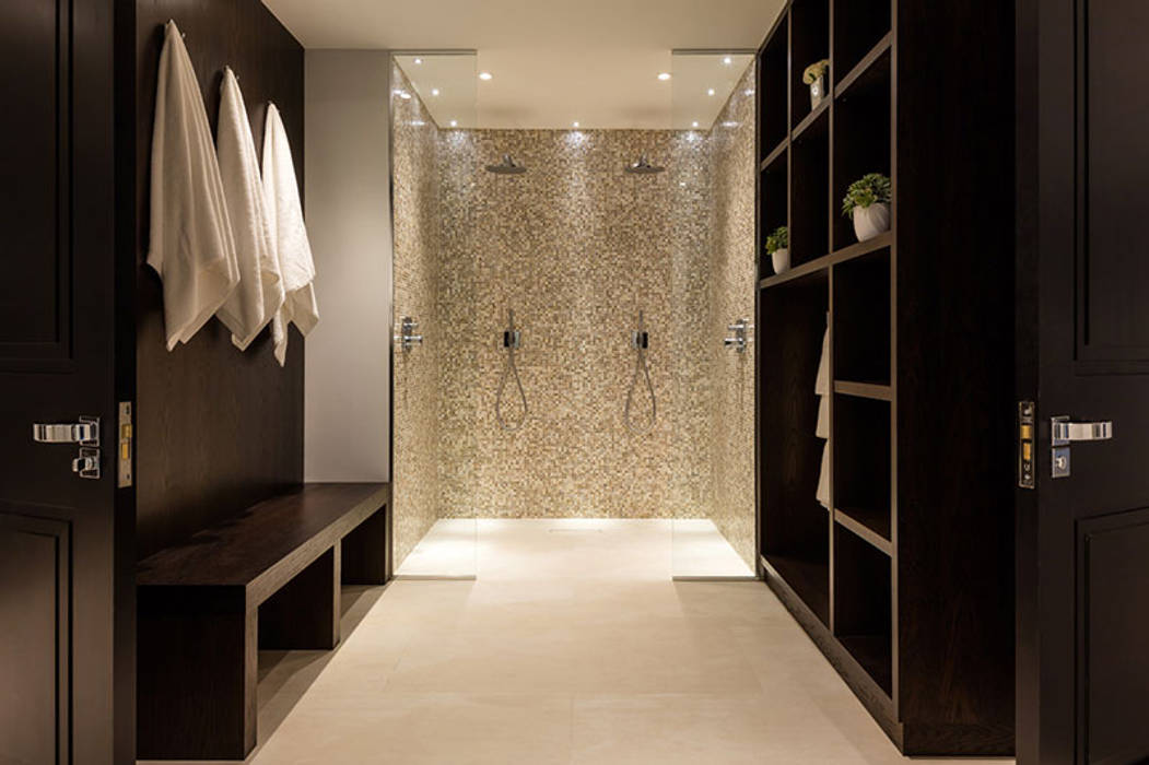 Mother of Pearl Mosaics at Laurel Grove ShellShock Designs Banheiros modernos Azulejo White,Black,Mother of Pearl,Bathroom,Shower