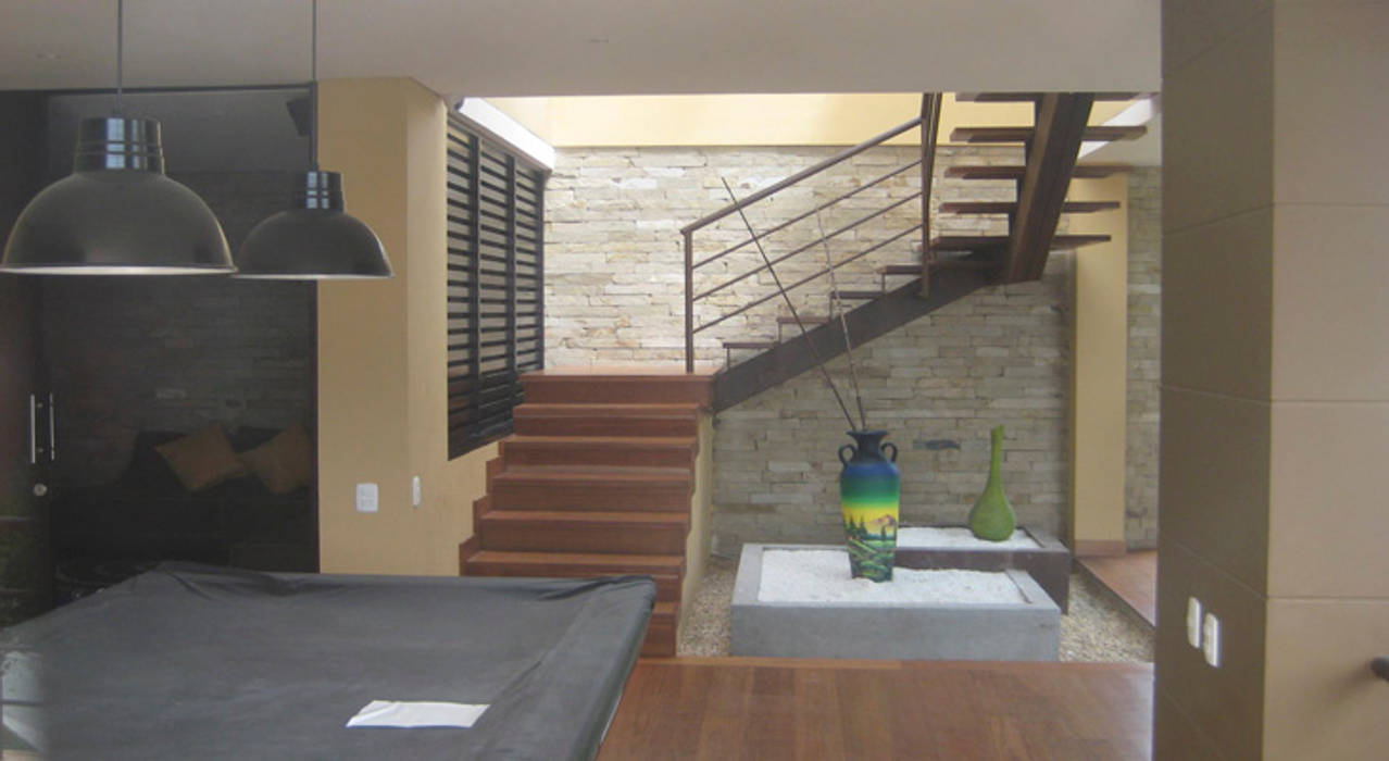 Casa Riveros, Arquitectura MGC Arquitectura MGC 現代風玄關、走廊與階梯