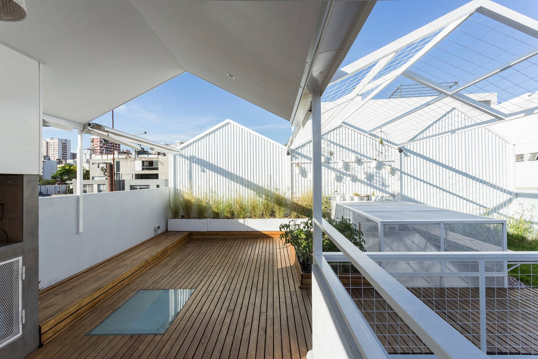 VIVIENDA UNIFAMILIAR MG, Marantz Arquitectura Marantz Arquitectura Balcones y terrazas de estilo moderno